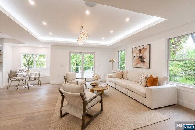 517 Park Street, Montclair, NJ 07043