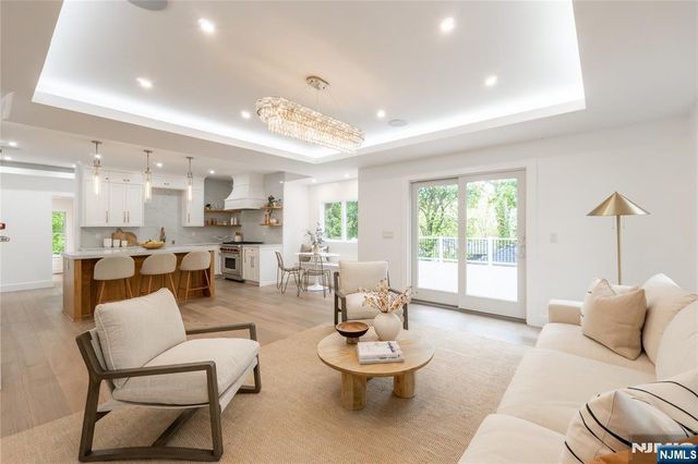 517 Park Street, Montclair, NJ 07043