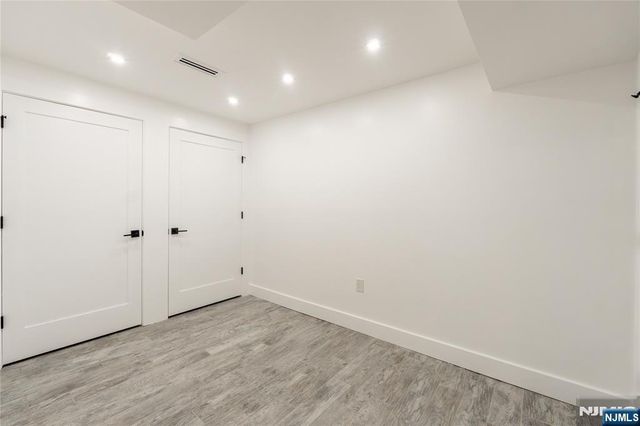 517 Park Street, Montclair, NJ 07043