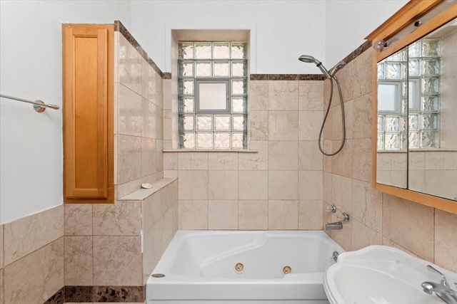 1707 N Fairfield Avenue 2, Chicago, IL 60647