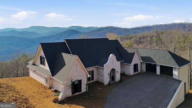 58 Buttons Lane, Dillard, GA 30537