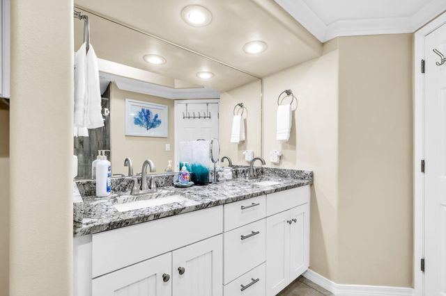 1096 Scenic Gulf Drive UNIT 1012, Miramar Beach, FL 32550