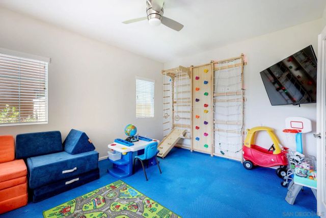 36580 Dauben Ct, Lake Elsinore, CA 92532