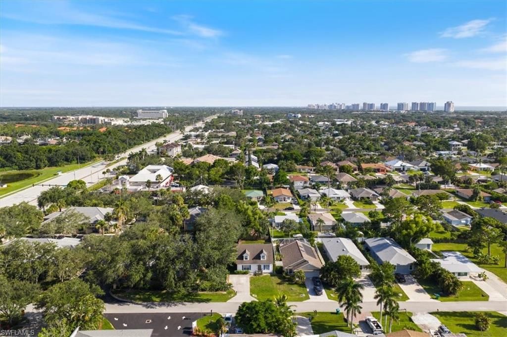 864 100th AVE N, Naples, FL 34108