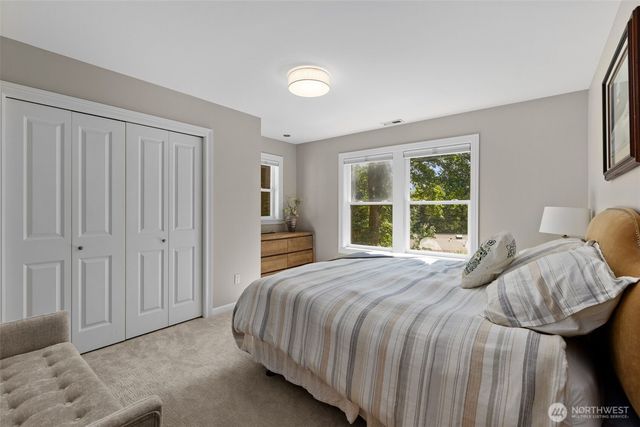 5529 231st Avenue SE, Issaquah, WA 98029