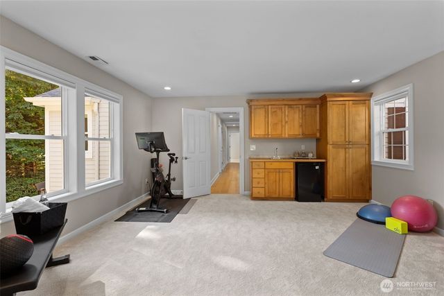 5529 231st Avenue SE, Issaquah, WA 98029