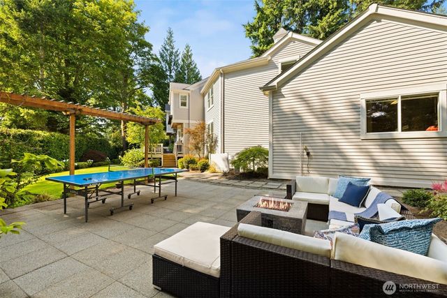5529 231st Avenue SE, Issaquah, WA 98029
