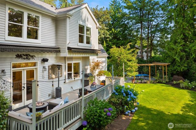 5529 231st Avenue SE, Issaquah, WA 98029