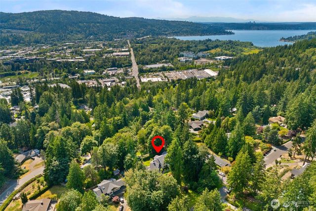 5529 231st Avenue SE, Issaquah, WA 98029