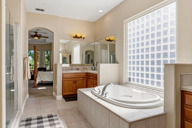 832 Royal Troon Pl, El Dorado Hills, CA 95762