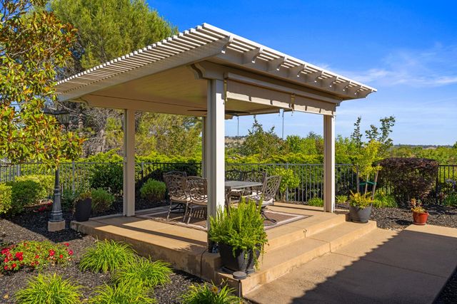 832 Royal Troon Pl, El Dorado Hills, CA 95762