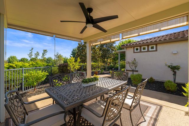 832 Royal Troon Pl, El Dorado Hills, CA 95762