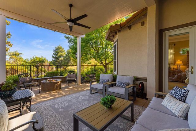 832 Royal Troon Pl, El Dorado Hills, CA 95762