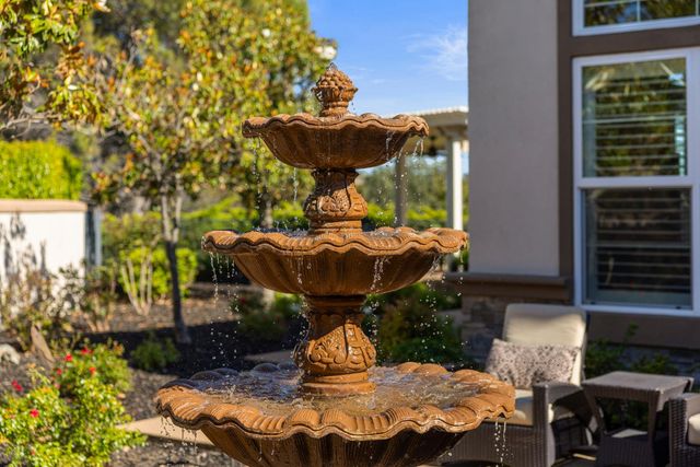 832 Royal Troon Pl, El Dorado Hills, CA 95762
