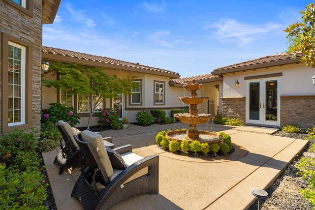 832 Royal Troon Pl, El Dorado Hills, CA 95762