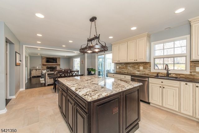 12 Fox Run, Parsippany-troy Hills Twp., NJ 07054