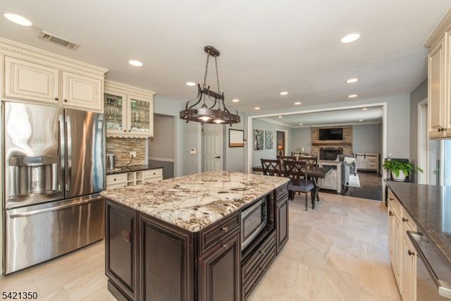 12 Fox Run, Parsippany-troy Hills Twp., NJ 07054