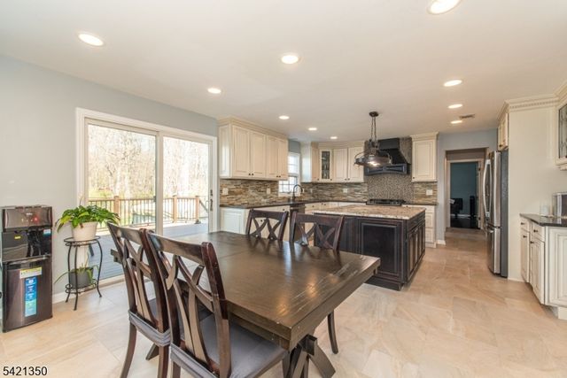 12 Fox Run, Parsippany-troy Hills Twp., NJ 07054