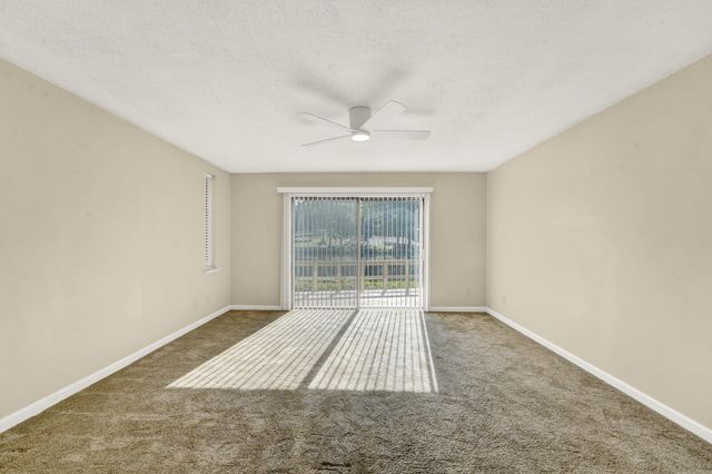 645 Carr Drive, Niceville, FL 32578
