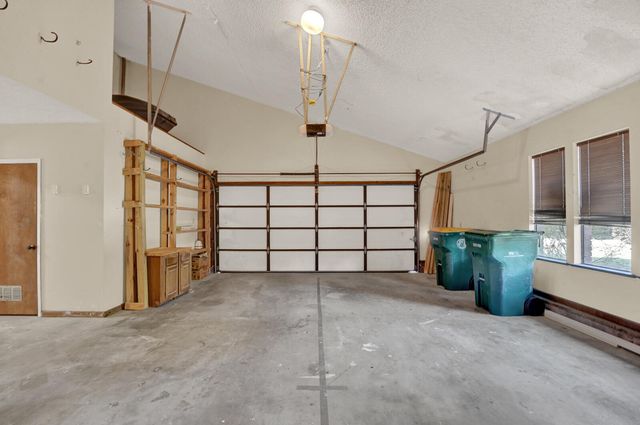 645 Carr Drive, Niceville, FL 32578