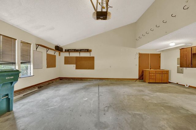 645 Carr Drive, Niceville, FL 32578