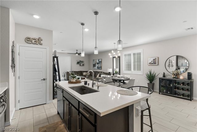 9728 Pacific Pine Street, Las Vegas, NV 89143