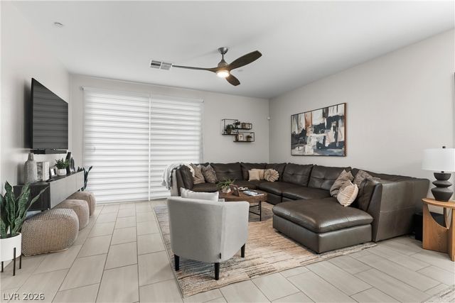 9728 Pacific Pine Street, Las Vegas, NV 89143