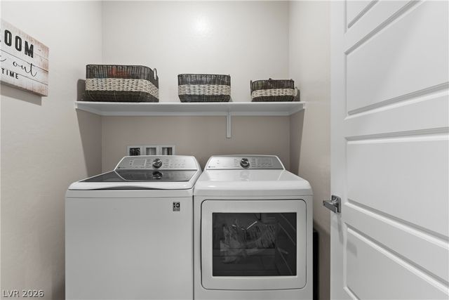 9728 Pacific Pine Street, Las Vegas, NV 89143