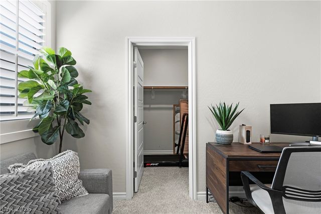 9728 Pacific Pine Street, Las Vegas, NV 89143