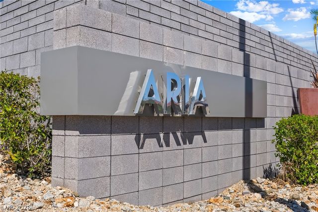 9728 Pacific Pine Street, Las Vegas, NV 89143