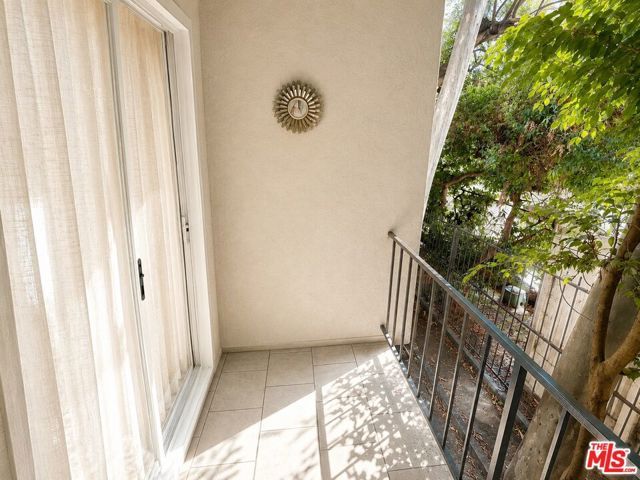 5870 Green Valley Circle 129, Culver City, CA 90230