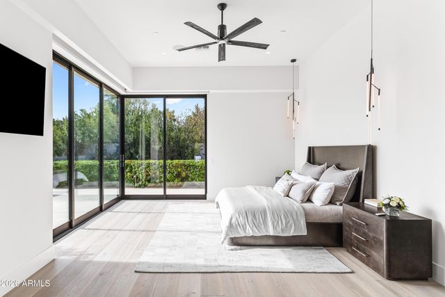 6830 E HUMMINGBIRD Lane, Paradise Valley, AZ 85253