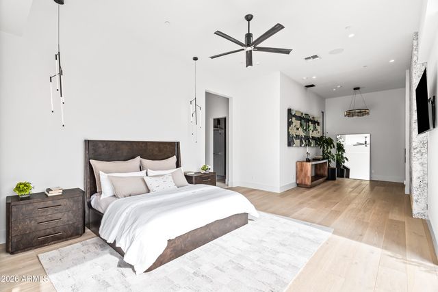 6830 E HUMMINGBIRD Lane, Paradise Valley, AZ 85253