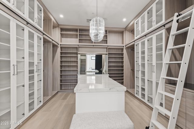 6830 E HUMMINGBIRD Lane, Paradise Valley, AZ 85253