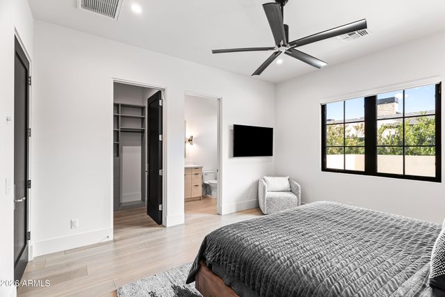 6830 E HUMMINGBIRD Lane, Paradise Valley, AZ 85253