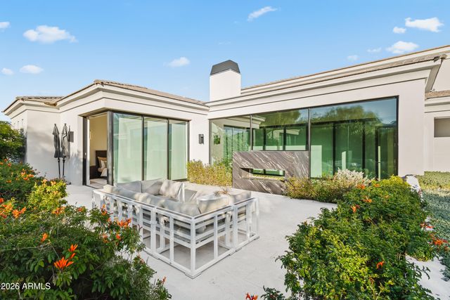 6830 E HUMMINGBIRD Lane, Paradise Valley, AZ 85253