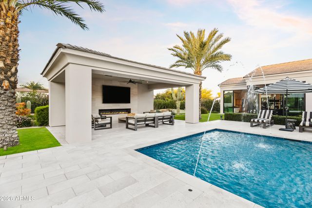 6830 E HUMMINGBIRD Lane, Paradise Valley, AZ 85253