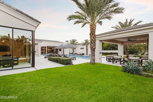 6830 E HUMMINGBIRD Lane, Paradise Valley, AZ 85253