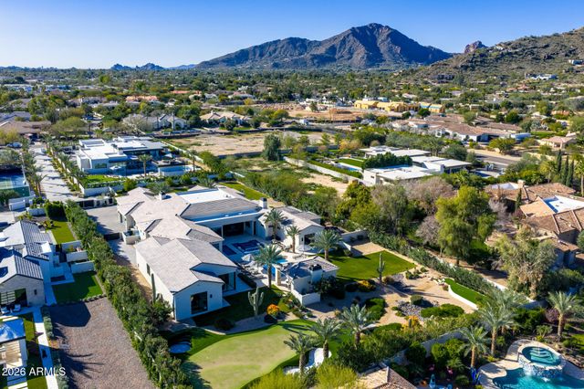 6830 E HUMMINGBIRD Lane, Paradise Valley, AZ 85253