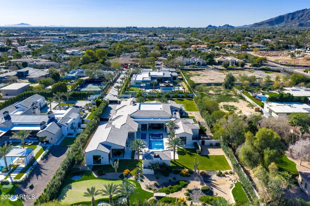 6830 E HUMMINGBIRD Lane, Paradise Valley, AZ 85253