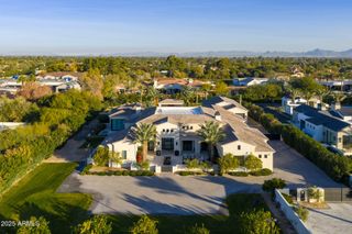 6830 E HUMMINGBIRD Lane, Paradise Valley, AZ 85253