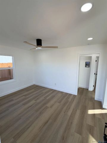 698 J St, Chula Vista, CA 91910