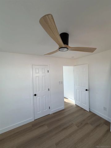 698 J St, Chula Vista, CA 91910