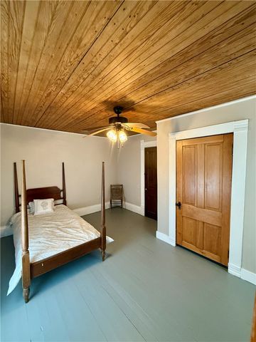 515 S Washington Street, Siloam Springs, AR 72761
