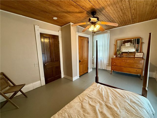515 S Washington Street, Siloam Springs, AR 72761