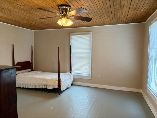 515 S Washington Street, Siloam Springs, AR 72761