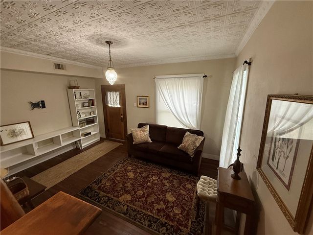 515 S Washington Street, Siloam Springs, AR 72761
