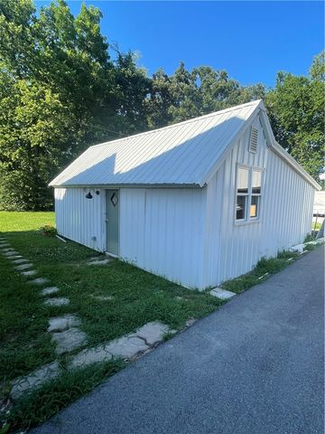 515 S Washington Street, Siloam Springs, AR 72761