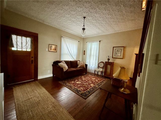 515 S Washington Street, Siloam Springs, AR 72761