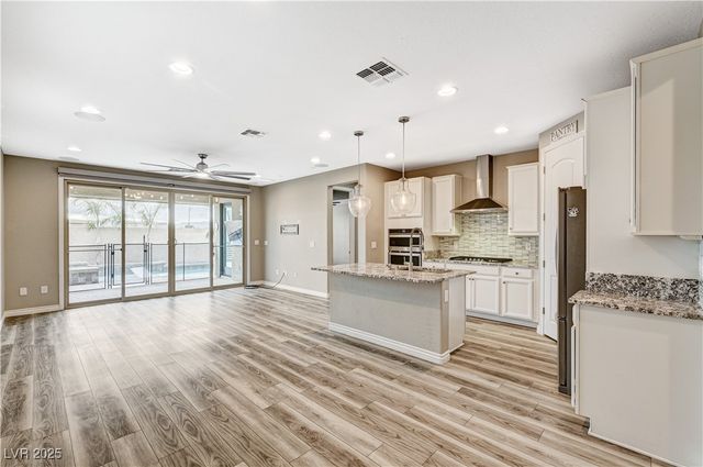 9977 Fletcher Peak Avenue, Las Vegas, NV 89178